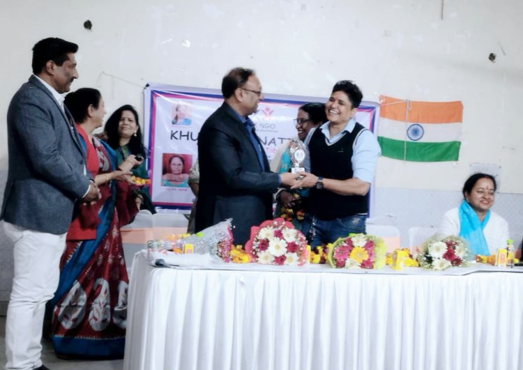 सामाजिक क्षेत्र में कार्य करने वाली 51 समाजसेवियों को किया गया सम्मानित