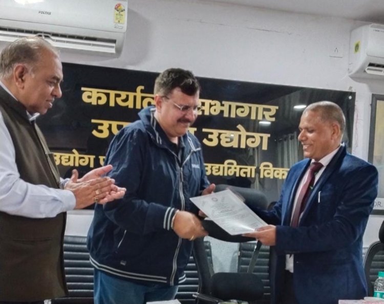 डिजिटल मार्केटिंग कार्यक्रम प्रमाणपत्र वितरण के साथ संपन्न