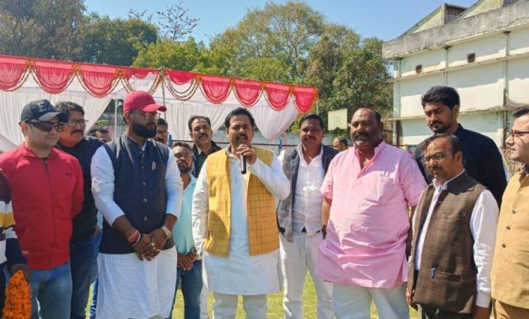 राजनिती हो या खेल अच्छी भावना से खेलना चाहिए- आशुतोष सिन्हा