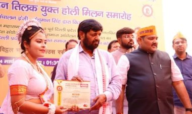 नशा मुक्त चंदन तिलक युक्त होली मिलन समारोह