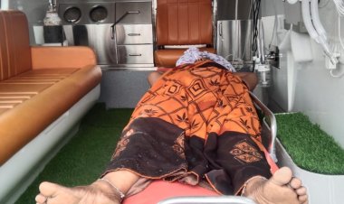 डिवाइडर से टकराकर मोटरसाइकिल सवार मां बेटी घायल