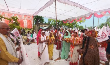 निकाली गई भव्य स्वर्वेद शोभा यात्रा 