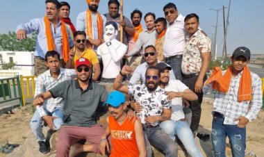 बजरंगियों ने करी अंबेडकर जी की प्रतिमा की सफाई: सुरेन्द्र गुप्ता