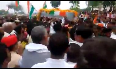 शहीद रामबचन यादव के अंतिम संस्कार में गुंजा भारत माता की जय