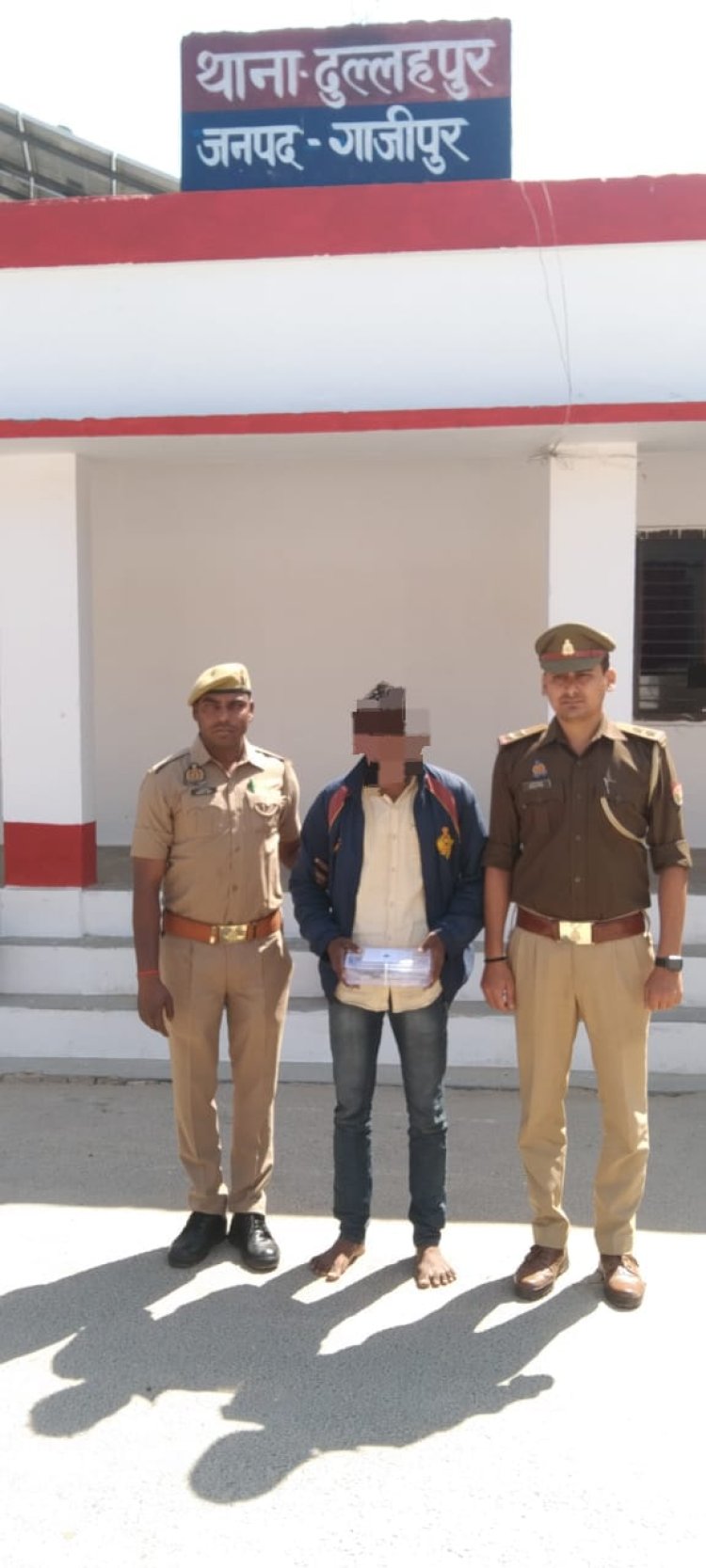 तमंचा लहराने वाला शहाबुद्दीन चढा दुल्लहपुर पुलिस के हत्थे 