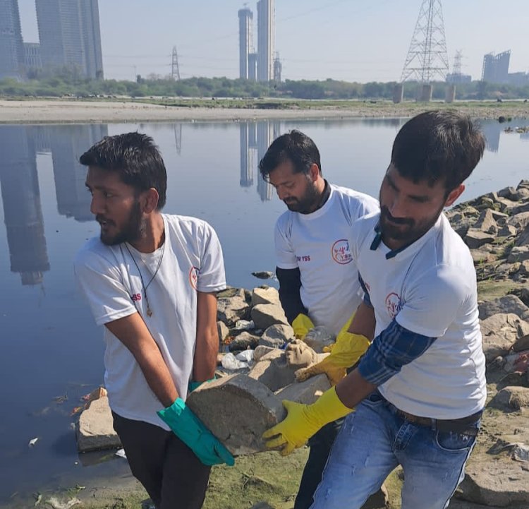 नदियाँ हमारी प्रकृति की अनमोल धरोहर - सचिन गुप्ता