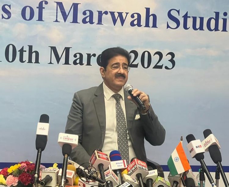 मारवाह स्टूडियो हुआ 32 साल का