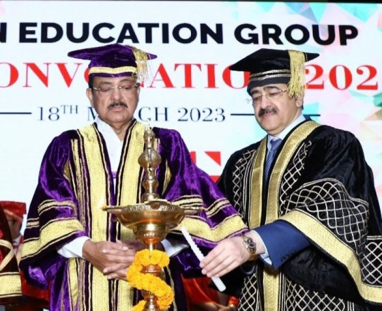 एईजी दीक्षांत समारोह में हम सभी को मिलकर नए भारत का निर्माण करना है-एम वेंकैया नायडू