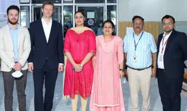 डचलैण्ड जर्मनी के एडवेक्टम समूह की टीम पहुंची कैलाश हॉस्पिटल 