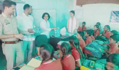 पहल संस्था ने किया जरूरतमंद बच्चों को पाठ्य सामग्री का वितरण 