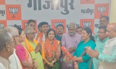 जंगीपुर नगर पंचायत की पूर्व चेयरमैन ने  बीजेपी का दामन थामा