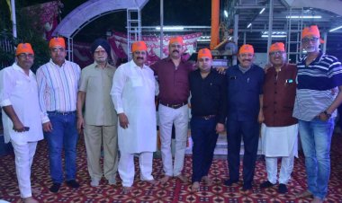 नोएडा पंजाबी एकता समिति ने मनाया बैसाखी उत्सव