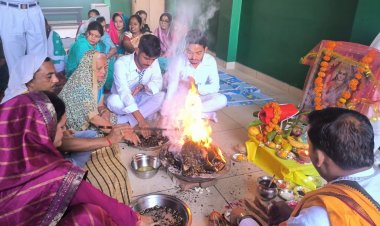 आदर्श ज्ञान वाटिका स्कूल ने मनाया स्थापना दिवस