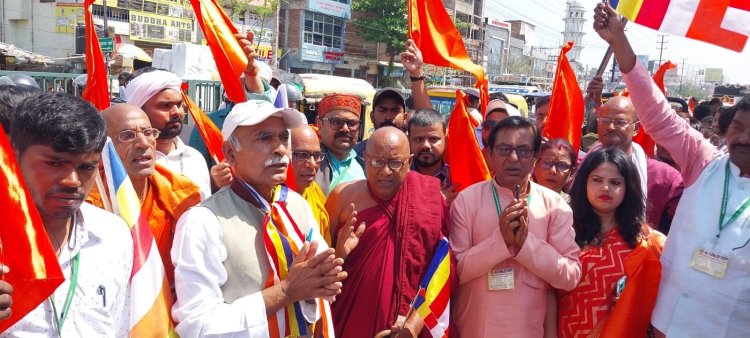 महान सम्राट अशोक की 2367 वीं जन्मोत्सव के अवसर पर निकाला गया भव्य रथ यात्रा - नाथ सिंह बौद्ध