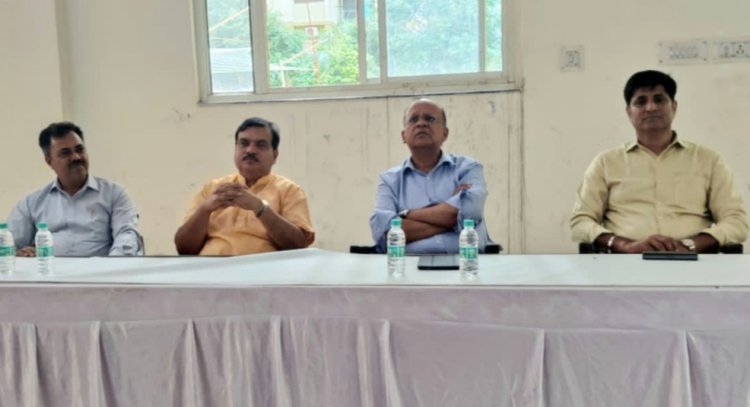 ग्रेनोवेस्ट में सामाजिक कल्याण व पर्यावरण संरक्षण पर हुई विचार गोष्ठी