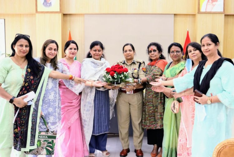 भाजपा महिला मोर्चा टीम ने महिला सुरक्षा को लेकर पुलिस आयुक्त से की मुलाकात