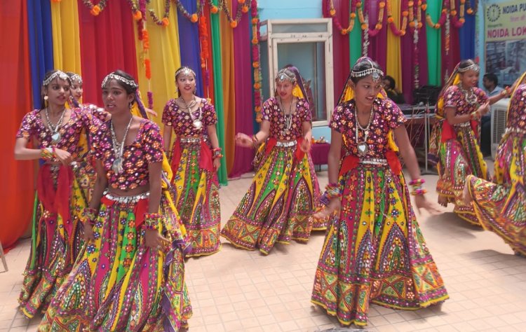 नोएडा प्राधिकरण के स्थापना दिवस के अवसर पर हुए सांस्कृतिक कार्यक्रम