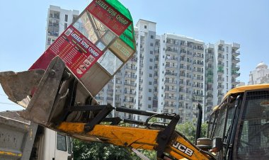 गोल्फ सिटी के अवैध मार्केट को बुलडोजर से  किया ध्वस्त