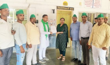 रिजर्व बैंक 2000 रूपये का नोट बदलने की जगह सीधे खाते में जमा कराये:राजेन्द्र यादव