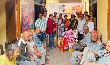 युगधारा फाउंडेशन ने प्रथम स्थापना दिवस वृद्धआश्रम में वृद्धजनो के साथ मनाया