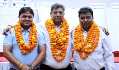 अग्रवाल मित्र मंडल के निर्विरोध अध्यक्ष चुने गए विकास बंसल, महासचिव विपिन अग्रवाल व कोषाध्यक्ष अनुज गुप्ता बने