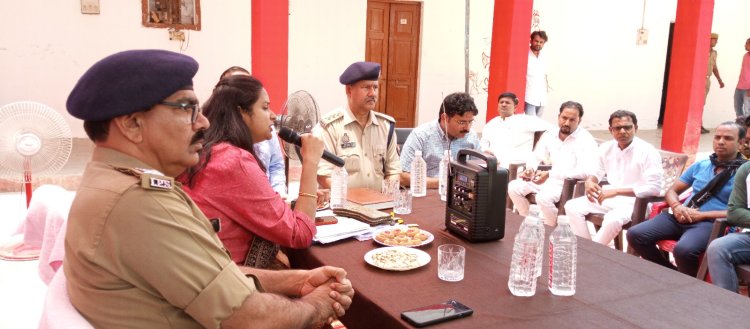 मतदान स्थल से 100 मीटर तक नहीं रहेंगे मोबाईल, वाहन और रिश्तेदार 
