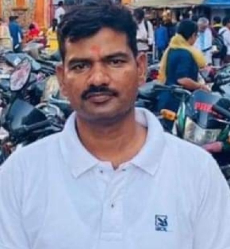 गाय को बचाने में खड़े ट्रक में जा घुसी सफारी, 1 की मौत 3 घायल