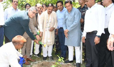 विष्व पर्यावरण दिवस पर आईटीआई कालेज प्रांगण में हुआ पौधारोपण