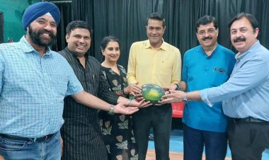 एक्टिव एनजीओ नोएडा की तरबूज पार्टी में सुलझे कई मसले और मिली अनेक अहम जानकारियां