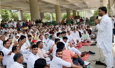 सरकार किसानों और मजदूरों का शोषण कर रही है- अतुल प्रधान