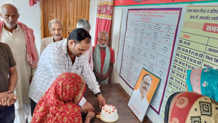 उपमुख्यमंत्री ब्रजेश पाठक का छात्र नेता विवेकानंद पाण्डेय ने मनाया अनोखा जन्मदिन
