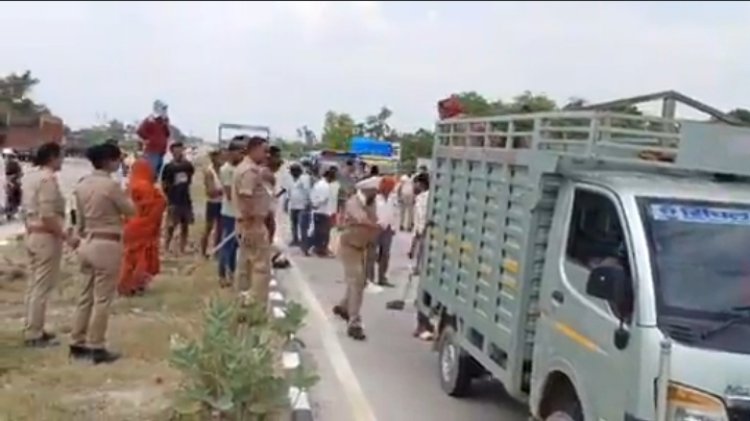 सड़क दुर्घटना में पत्नी की मौत पति की हालत गम्भीर