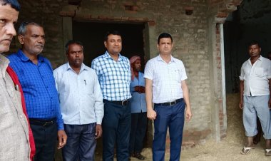 जागा प्रशासन बिरनो बीडीओ पहुंचे गौशाला