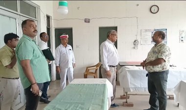 एक्सन में सीएमओ पहुंचे  बिरनो सीएचसी , अनुपस्थित मिले कर्मचारी