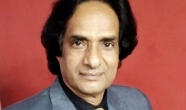 फिर चरणों में सरकार - जितेन्द्र बच्चन