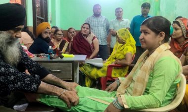 सैकड़ों लोगों ने उठाया निःशुल्क एक्यूप्रेशर व फिजियोथेरेपी कैम्प का लाभ