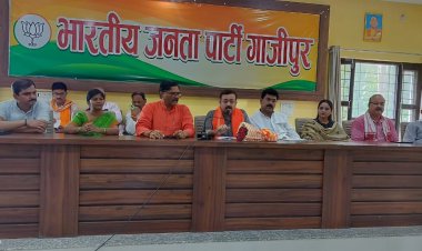 पार्टी कार्यकर्ताओ के बल पर कार्य कर रही है - शुशील त्रिपाठी