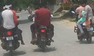 नियम की धज्जियां उड़ाते हुए जिंदगी से खेल रहे चालक