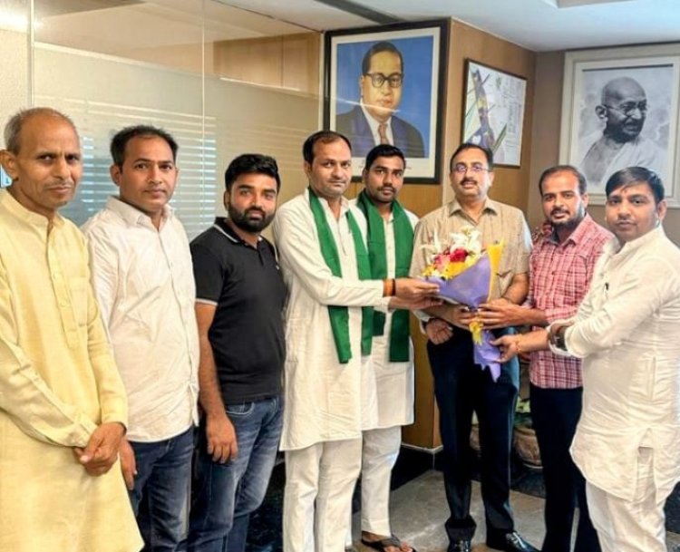 ग्रेनो प्राधिकरण के सीईओ रवि कुमार एनजी से मिला भाकियू अंबावता का प्रतिनिधिमंडल