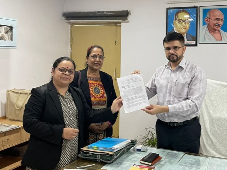 दिल्ली व नोएडा में हिन्‍दू जनजागृति समिति द्वारा जिलाधिकारी को ज्ञापन