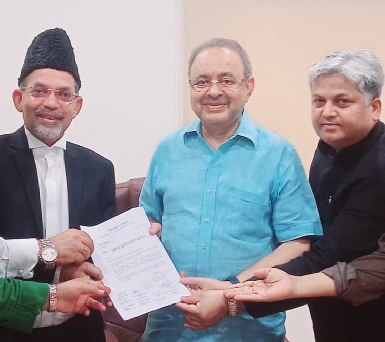 UCC: राष्टवादी मुस्लिमों ने विधि आयोग के चेयरमैन को सौंपा समर्थन का मेमोरंडम, जस्टिस अवस्थी का आश्वासन, कानून संवत होगा निर्णय