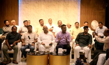 सदरपुर गांव में नोएडा के गांव के किसानों ने की पंचायत 