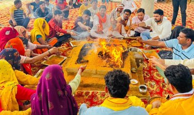 मॉ बगलामुखी महायज्ञ में सनातन धर्म के दुश्मनों के विनाश की दी आहूति - वेद नागर