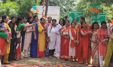 ओमीक्रॉन-1 के एचआईजी अपार्टमेंट में धूमधाम से मनाया गया स्वतंत्रता दिवस