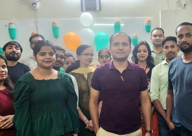 दिनेश वर्मा ने बच्चों के साथ मनाया 77वां स्वतंत्रता दिवस 