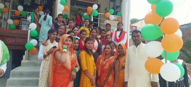 विकलांग ने फहराया तिरंगा लगे भारत माता की जय के नारे