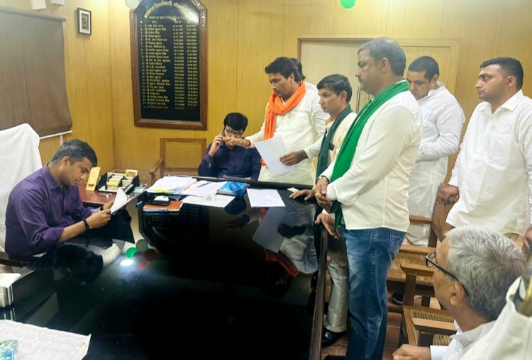 लाल कुआँ-दादरी के बीच मेन जीटी रोड को चौड़ीकरण करने से पहले पानी की निकासी के लिये नाले बनाने के सम्बन्ध मे दिया ज्ञापन - वेद नागर