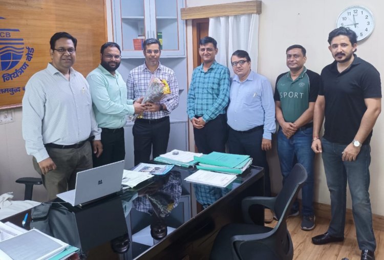 प्रदूषण संबंधी समस्याओं को लेकर जीबीआईए टीम में की  उ प्र. प्रदूषण कंट्रोल विभाग अधिकारियों से चर्चा