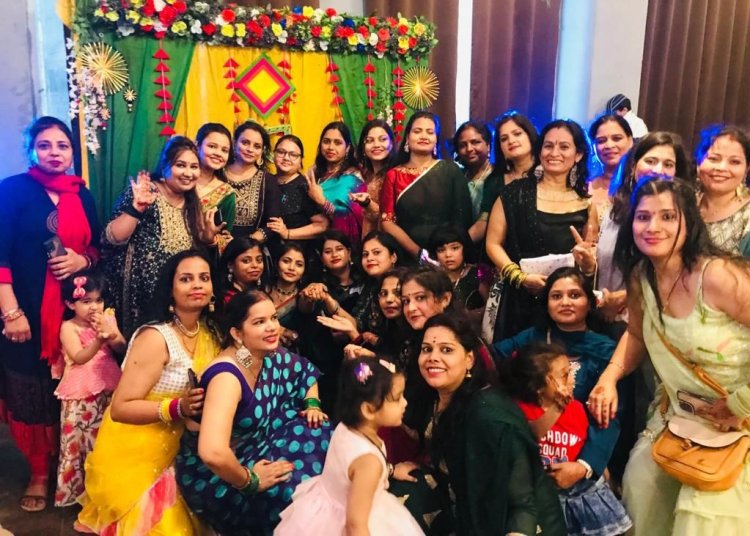 श्री राधा स्काई गार्डन की महिलाओ ने मनाया तीज महोत्सव