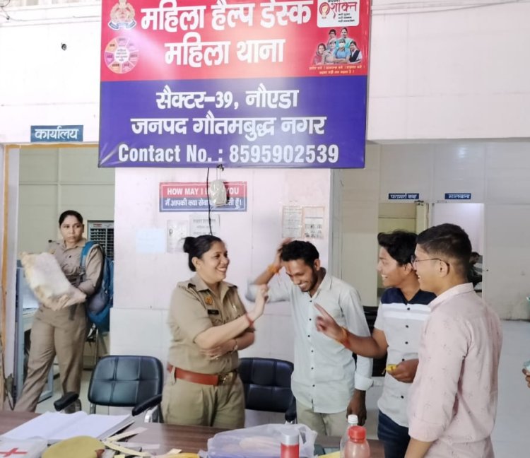 जरूरतमंद बच्चो व महिला पुलिसकर्मीयो से राखी बंधवाकर मनाया रक्षाबंधन पर्व